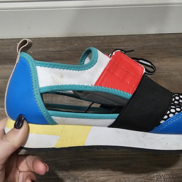 Steve Madden Funky Slide On Sneakers - Picture 9 of 9